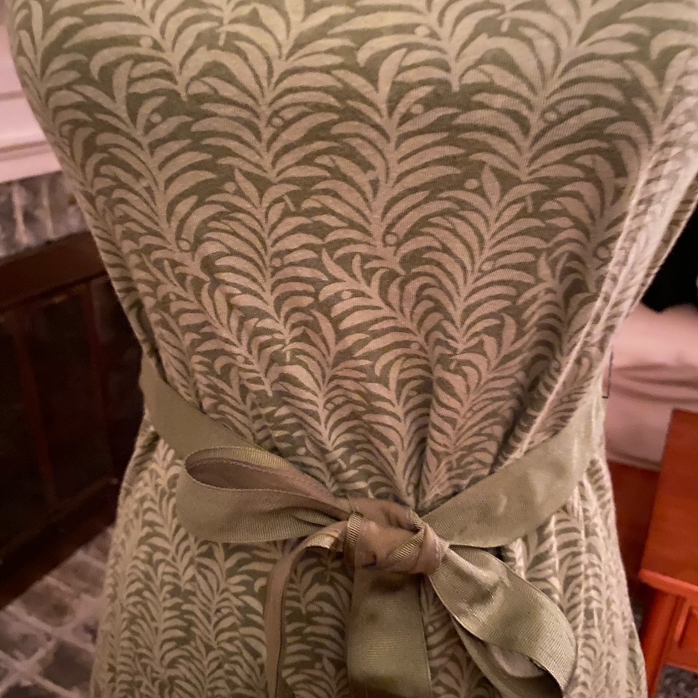 American Eagle Sage Green Fern Print Blouse w/ Satin Belt - S - Picture 4 of 6